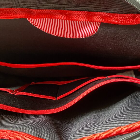 Herschel Sandford Messenger Bag in Raven crosshatch, New without tags - Picture 9 of 14